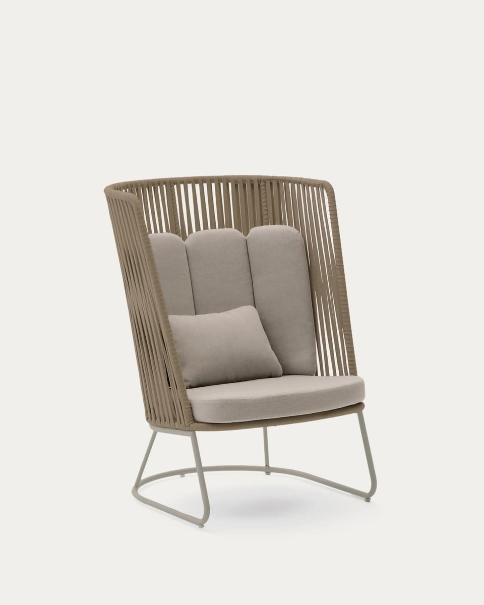 Butaca de exterior con respaldo alto Saconca de cuerda y acero galvanizado beige