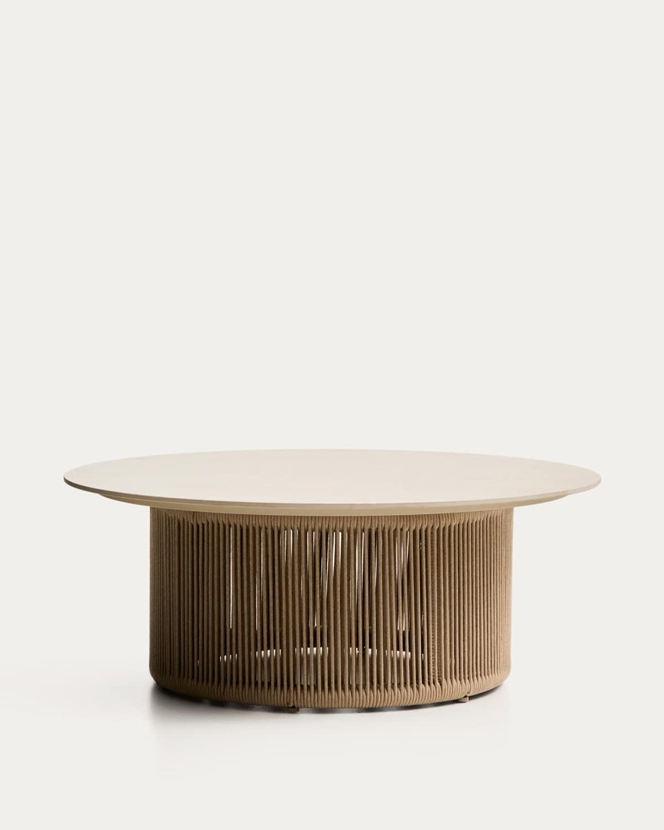 Mesa de centro de exterior Orosei de piedra sinterizada, aluminio color crudo y cuerda beige Ø 90 cm
