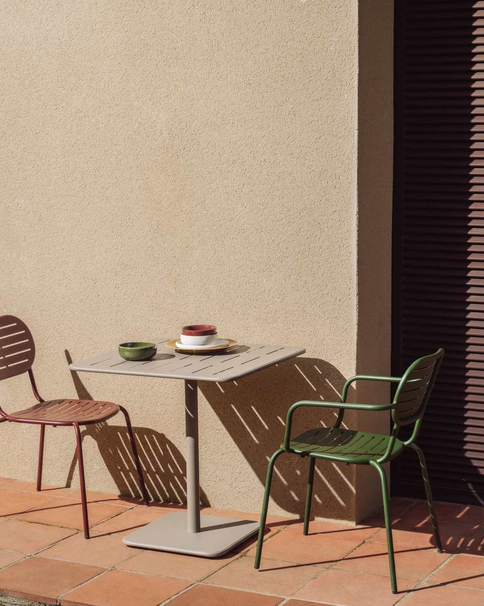 Mesa de exterior Brai de acero galvanizado topo 70 x 70 cm