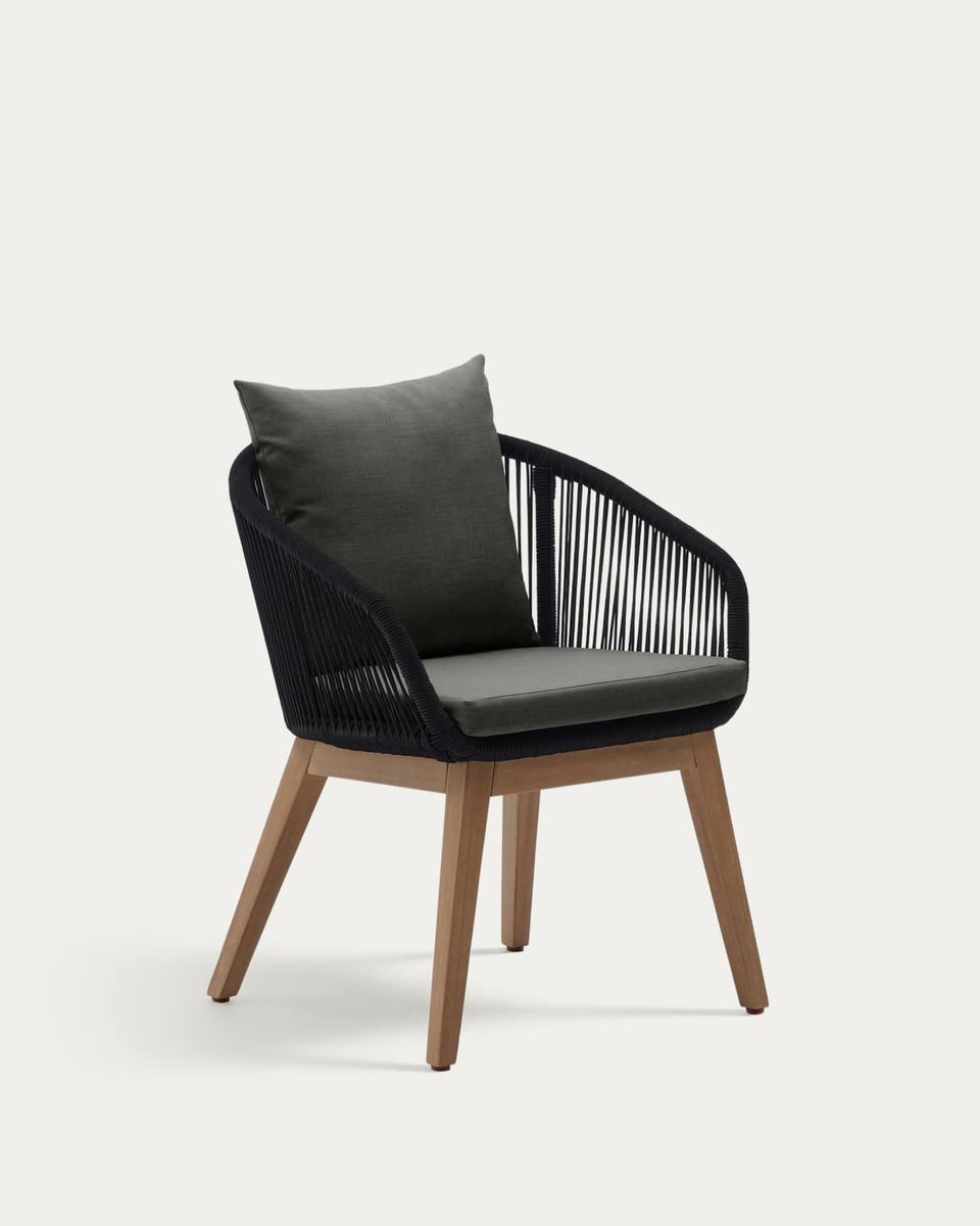 Silla Portalo de cuerda negro y patas de madera maciza de acacia FSC 100%