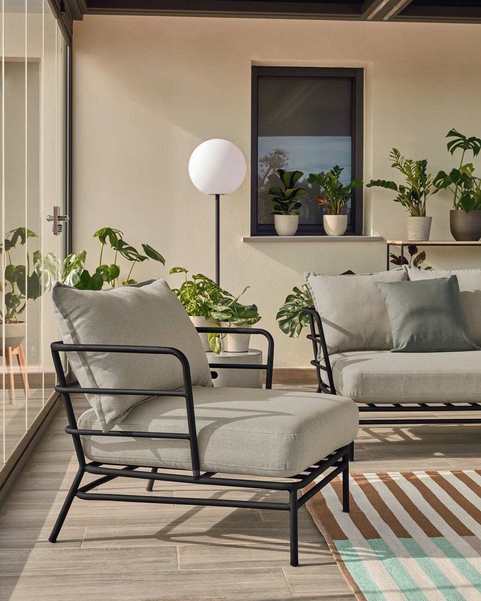 Sillón Mareluz de acero negro